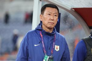 崔康熙：主场完败，我承担全部责任，彭欣力在球队中很重要