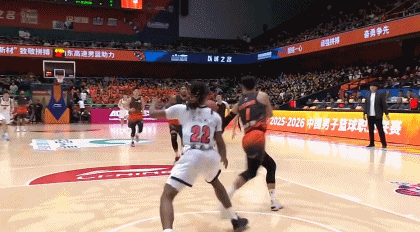 九游体育-身体状态不佳！广东争议小外援8中1硬仗隐身 杜锋罕见提前弃用|麦考尔|奎因|广东男篮|山东男篮|朱芳雨_新浪体育_新浪新闻